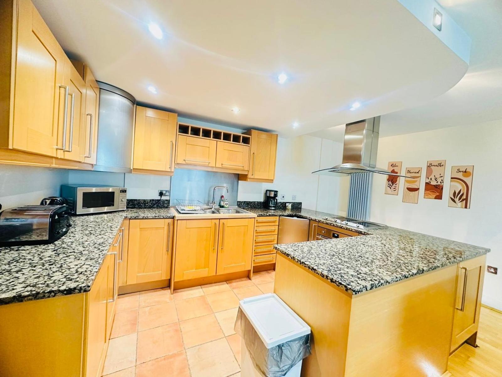 Modern 2Bed 2Bath Apartment Canary Wharf - Upto 5 Person Λονδίνο Εξωτερικό φωτογραφία
