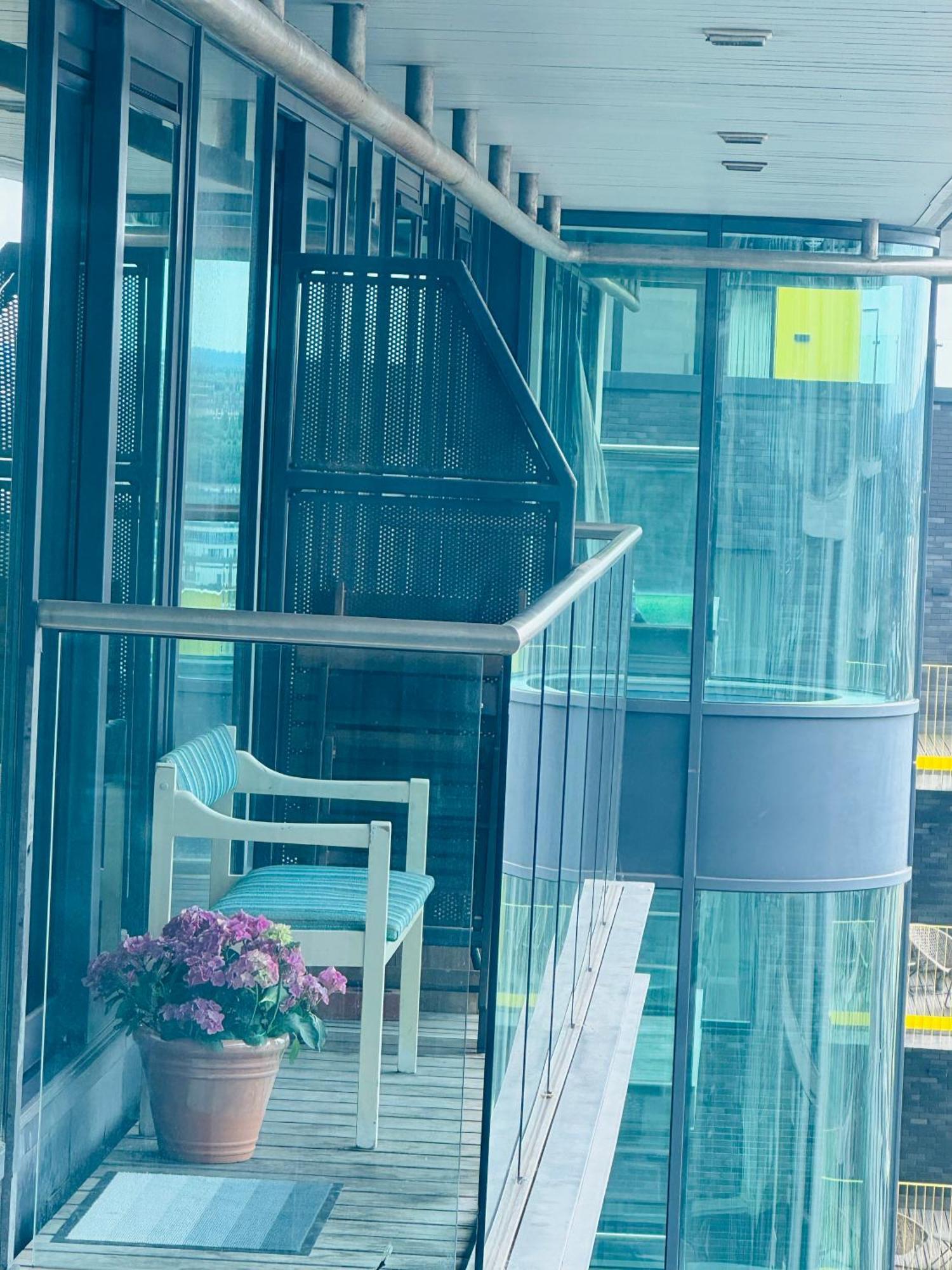 Modern 2Bed 2Bath Apartment Canary Wharf - Upto 5 Person Λονδίνο Εξωτερικό φωτογραφία